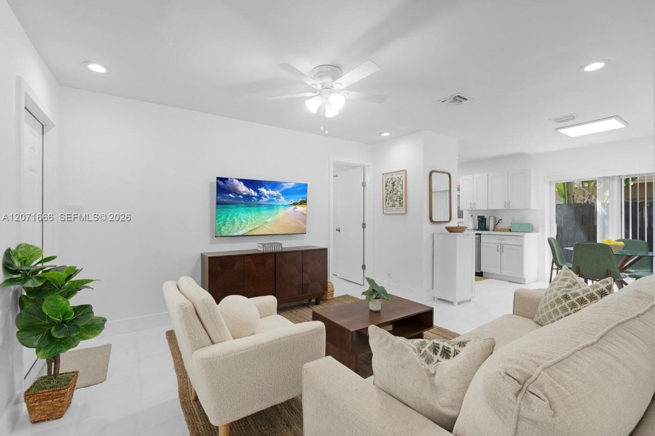 1428 NE 2ND AVE # 1, Fort Lauderdale FL 33304 photo 5