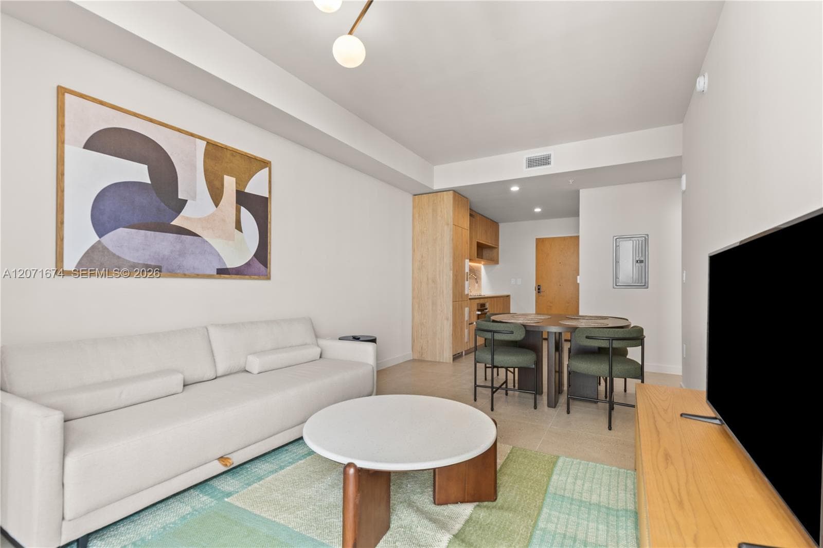 11 NE 6 ST # 3213, Miami FL 33132