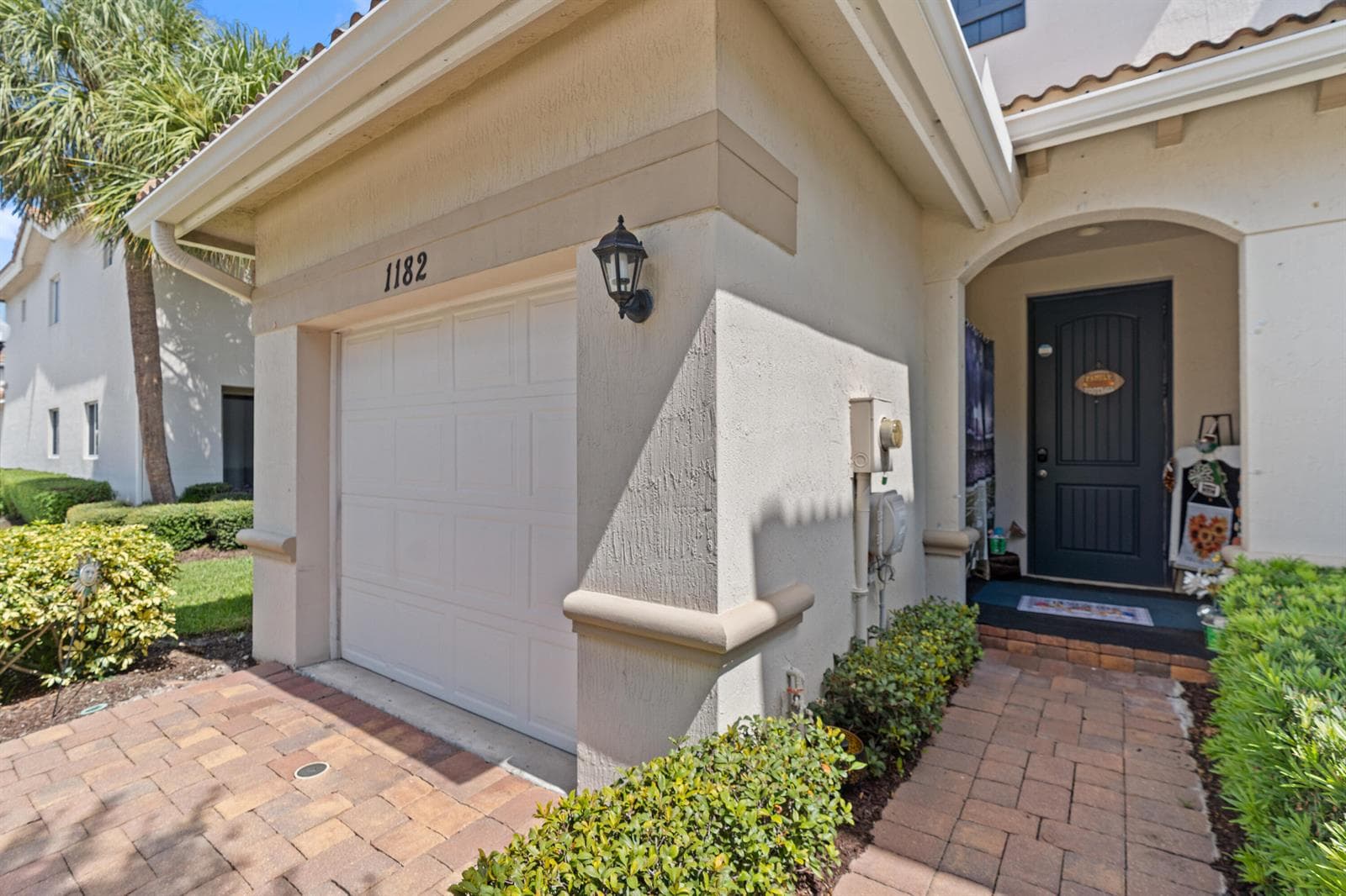 1182 Paisley Court, Lake Worth FL 33461 photo 2