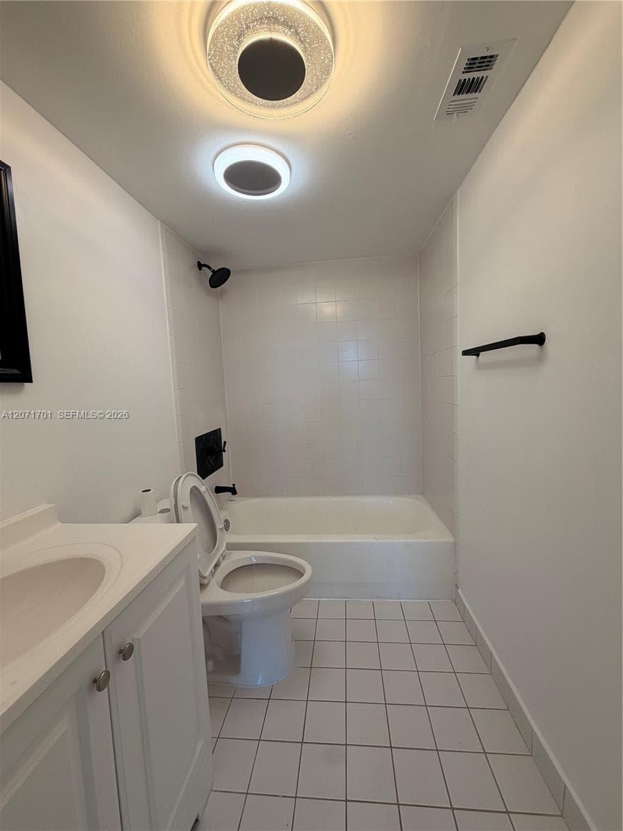 1010 NW 11th St # 507, Miami FL 33136 photo 5