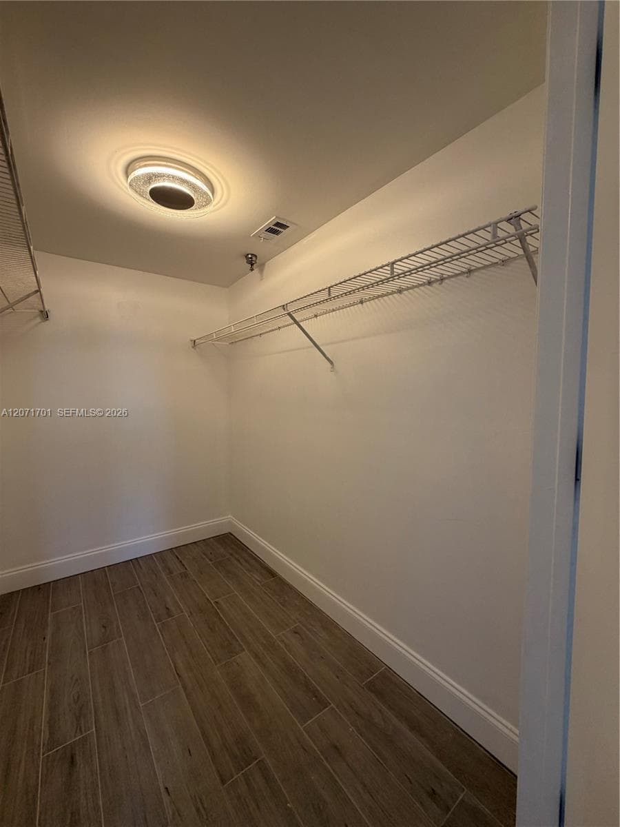 1010 NW 11th St # 507, Miami FL 33136 photo 4
