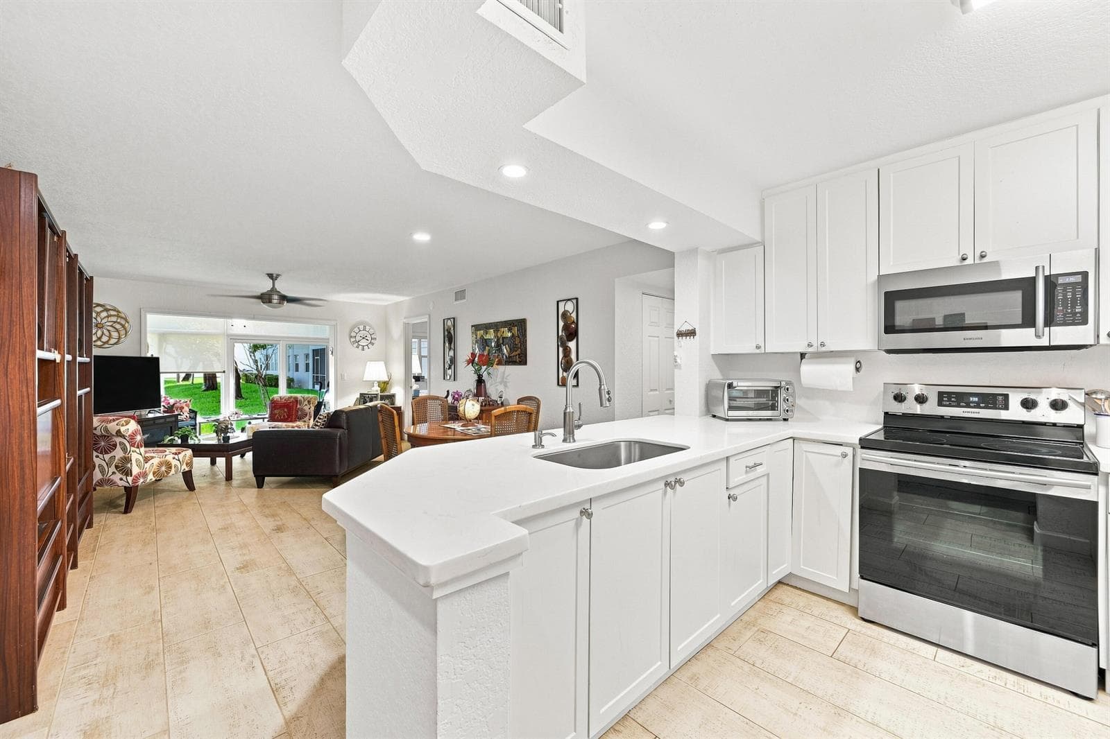 10382 NW 24th Place # 105, Sunrise FL 33322 photo 4