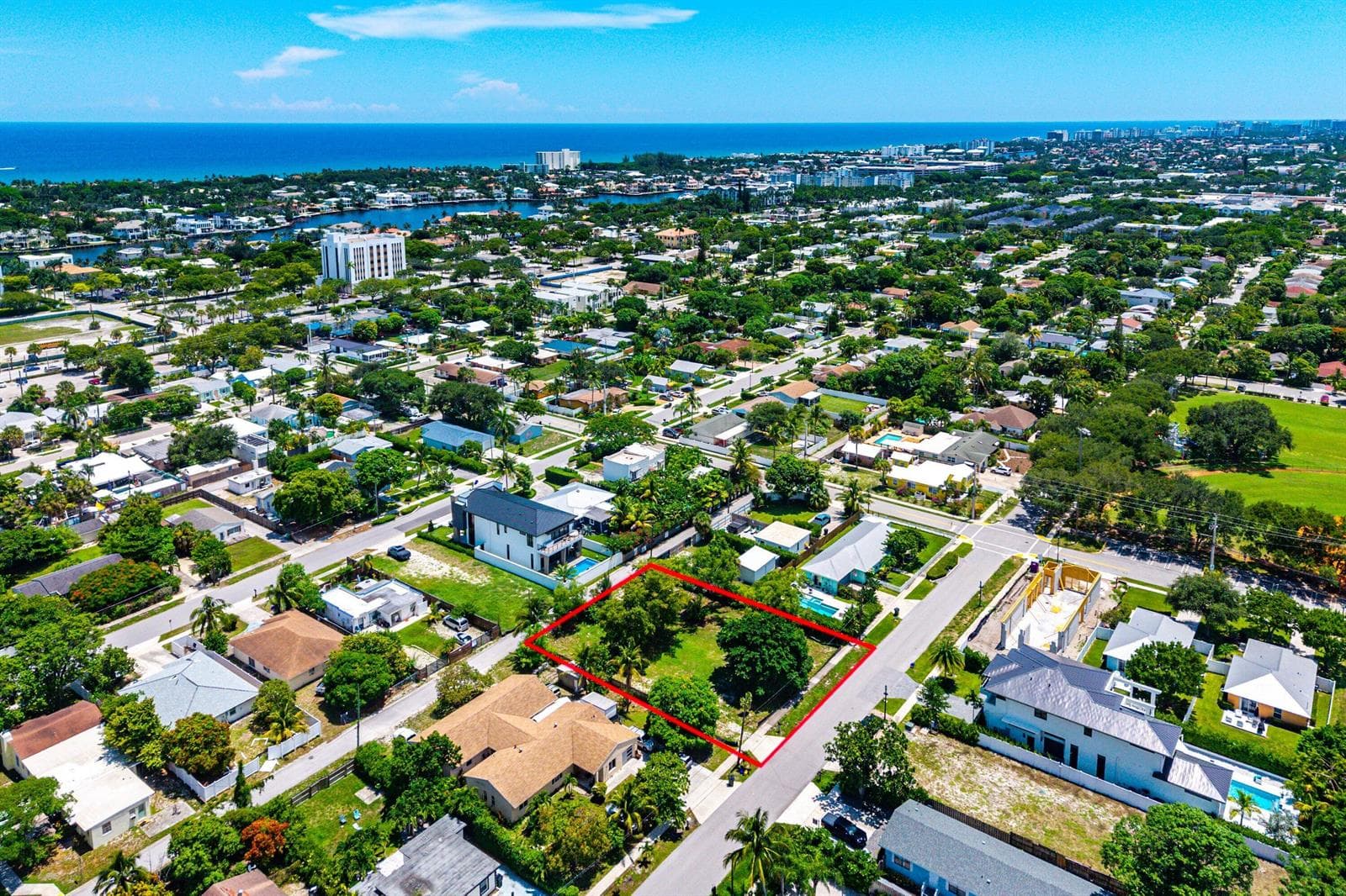 617 SE 2ND Avenue, Delray Beach FL 33483 photo 3