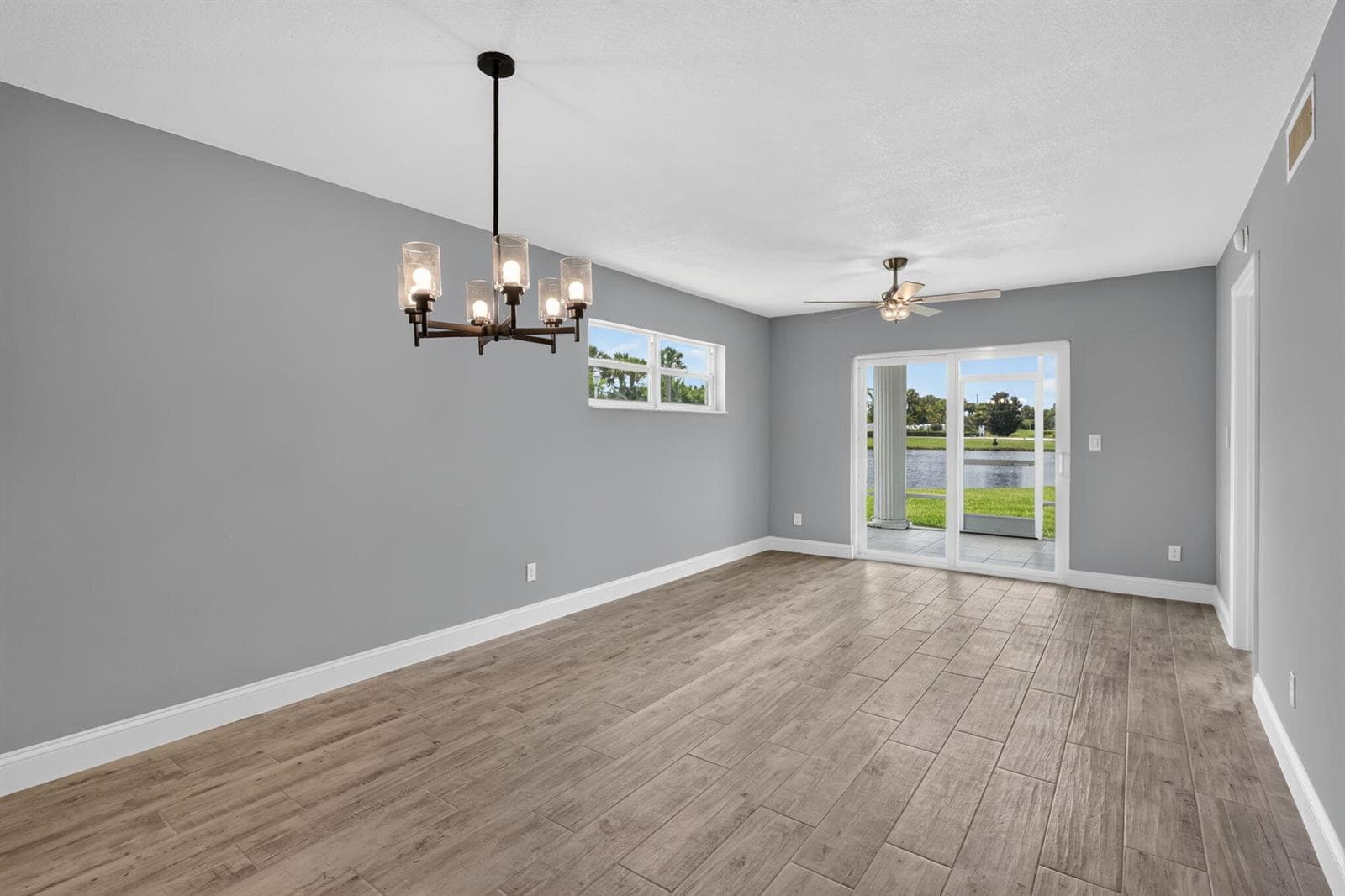 203 Grove Isle Circle, Vero Beach FL 32962 photo 4