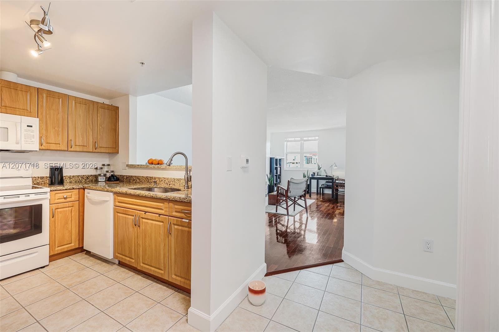 50 Menores Ave # 820, Coral Gables FL 33134 photo 2