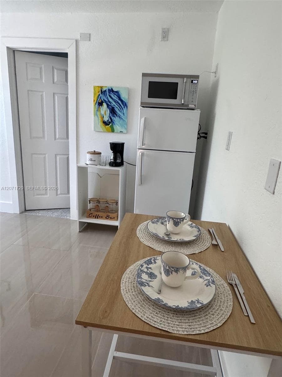 9635 SW 16th St # studio, Miami, FL 33165 photo 3