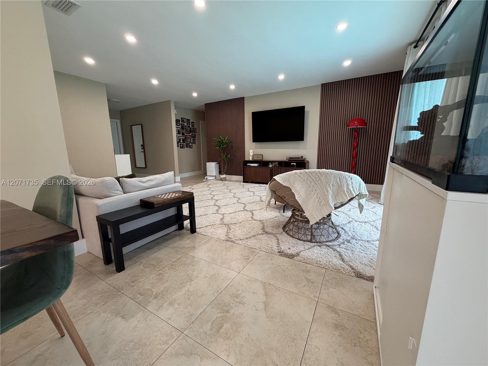 8203 NW 37th St, Coral Springs FL 33065 photo 3