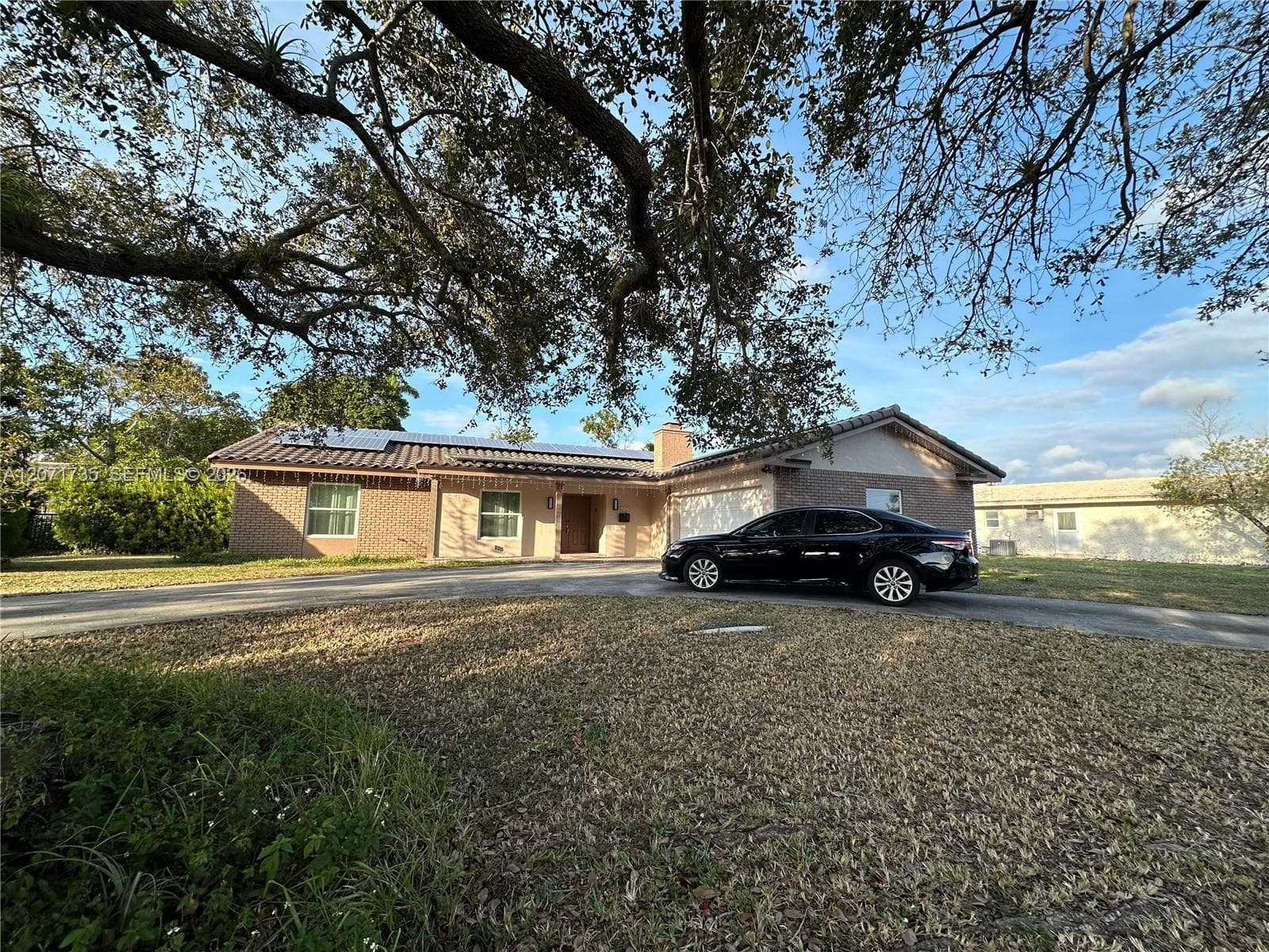 8203 NW 37th St, Coral Springs FL 33065