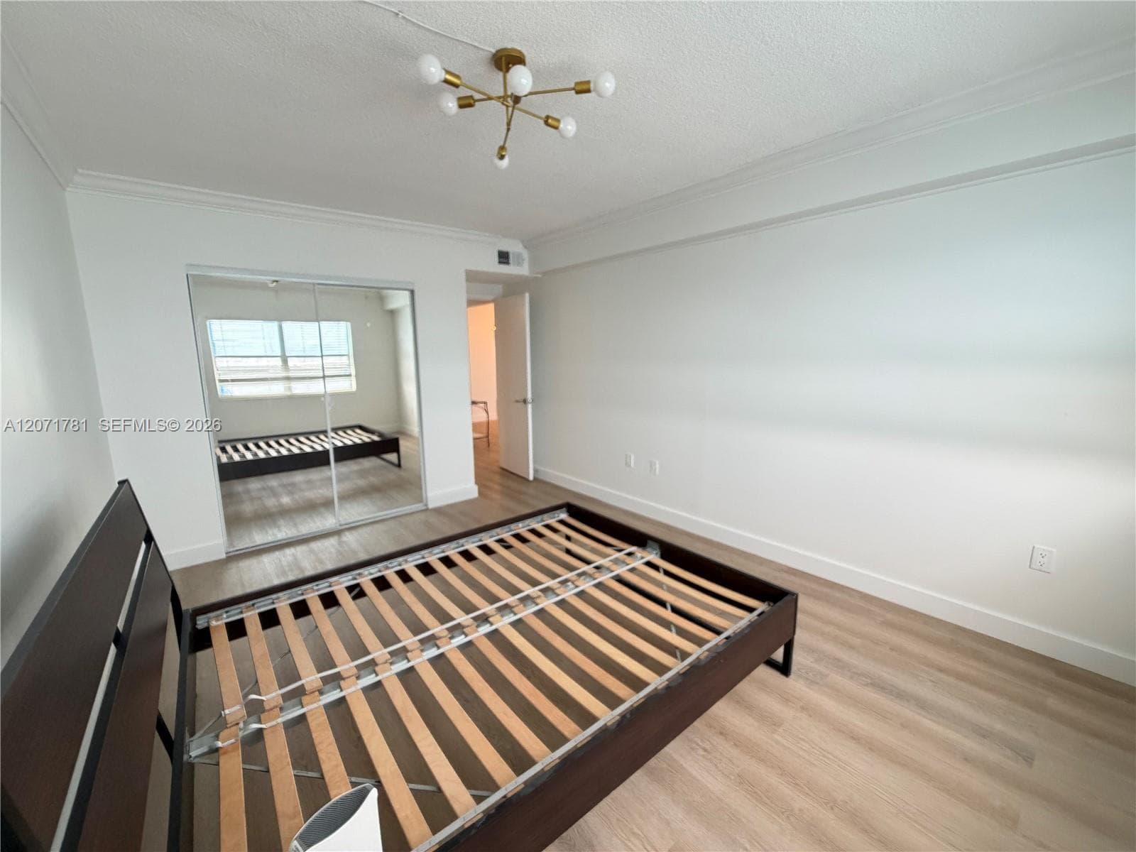 400 Kings Point Dr # 604, Sunny Isles Beach FL 33160 photo 5