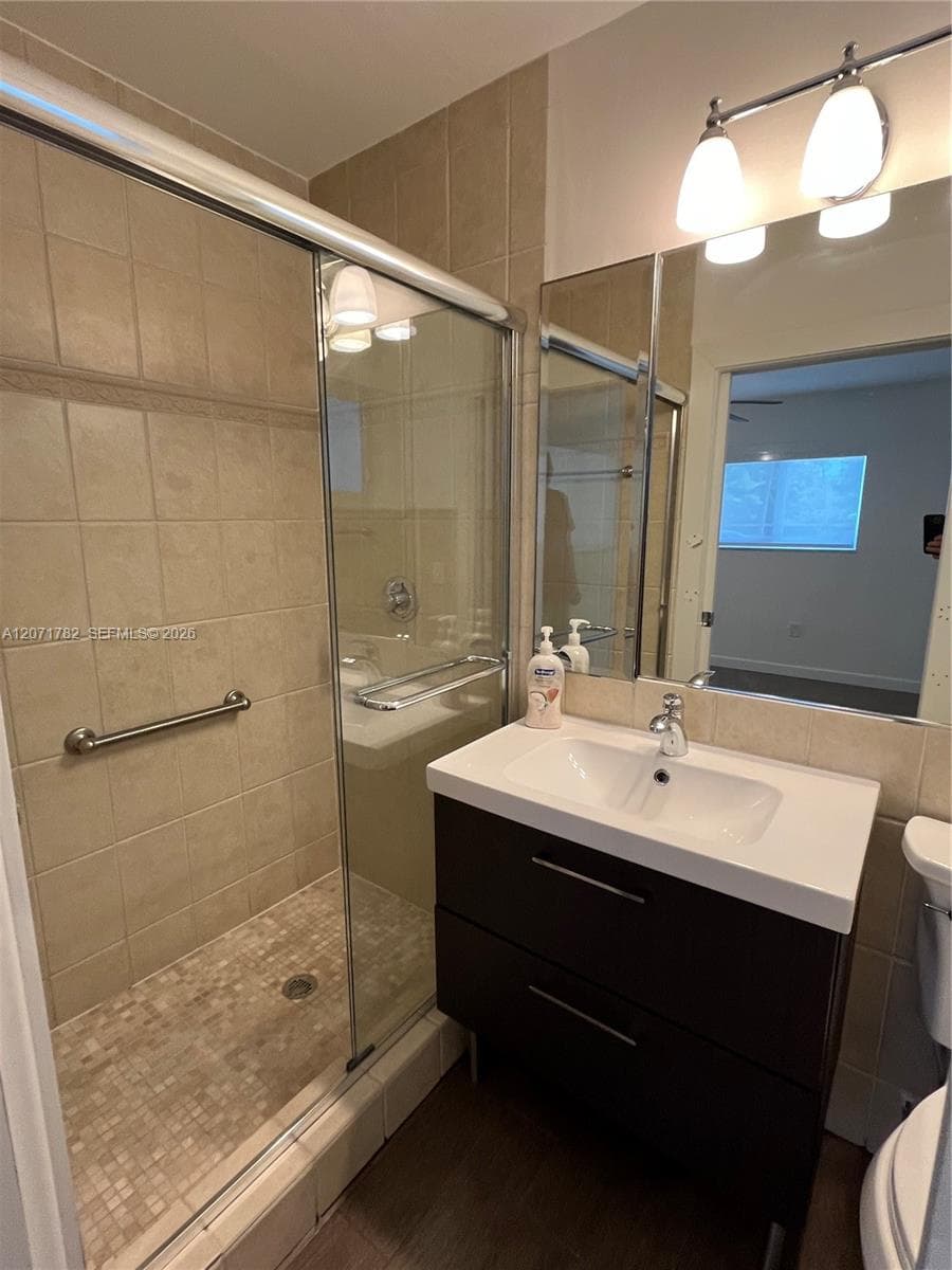 2353 SW 4th St, Miami FL 33135 photo 5
