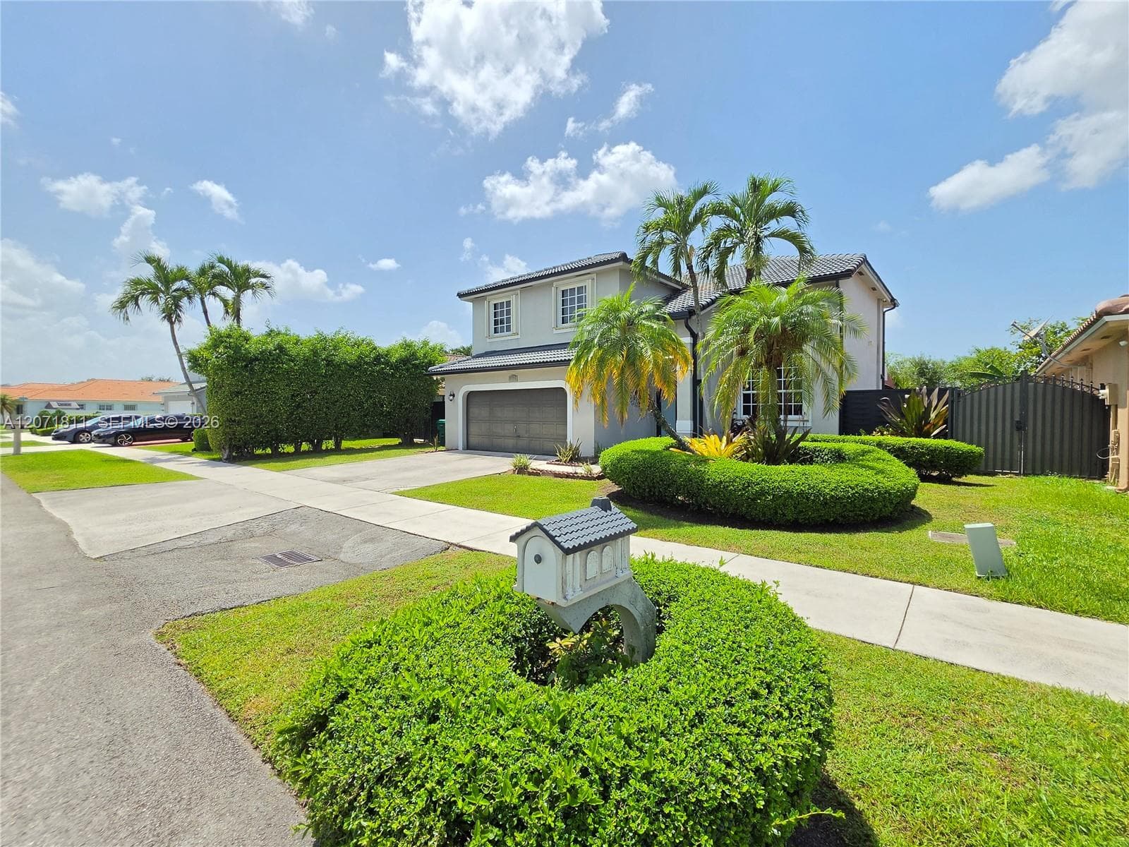 9352 SW 166th Ct, Miami FL 33196 photo 2