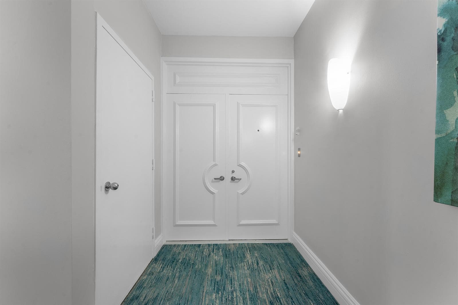 5280 N OCEAN Drive # 16E, Singer Island FL 33404 photo 2