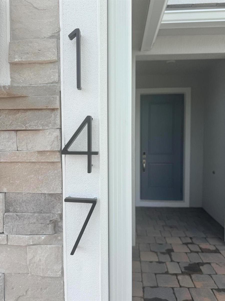 147 LAKESIDE LANDING Court, Royal Palm Beach FL 33411 photo 3