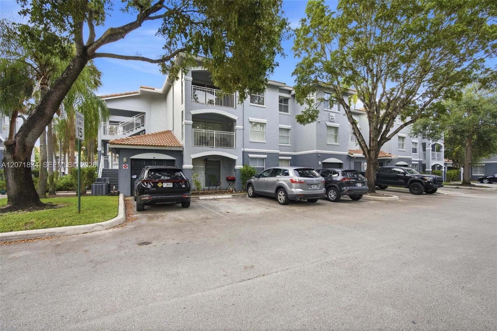 9615 NW 1st Ct # 302, Pembroke Pines FL 33024 photo 3