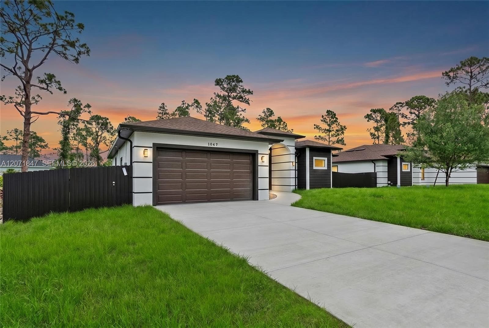 1047 Merry St, Lehigh Acres FL 33974 photo 2