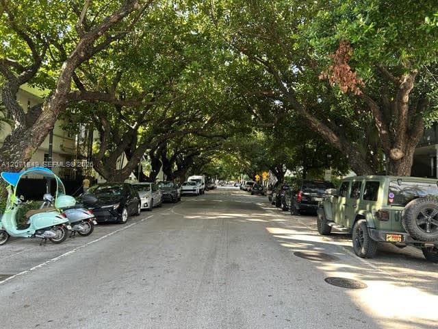 360 Meridian Ave # 6E, Miami Beach, FL 33139 photo 2