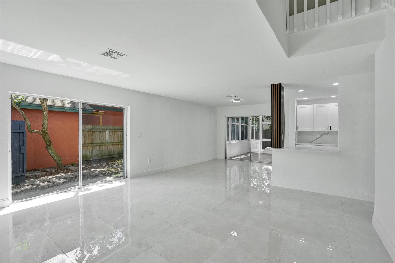 9740 SW 14TH Street, Pembroke Pines FL 33025 photo 4