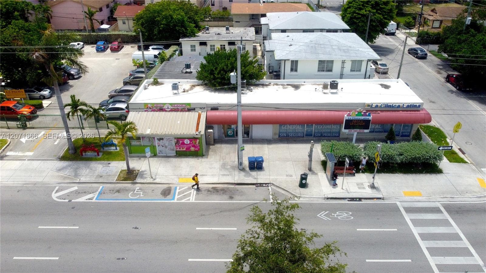 1058 SW 1st St, Miami FL 33130 photo 3