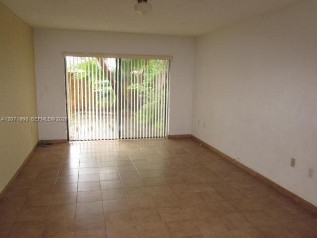 13224 SW 10 TE, Miami FL 33184 photo 4