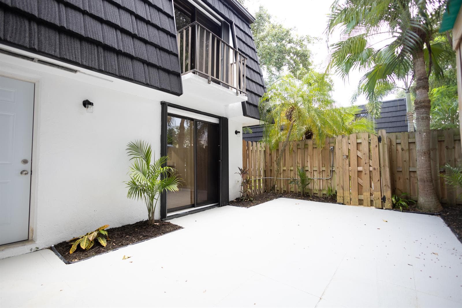 317 Woodland Road, Palm Springs FL 33461 photo 4