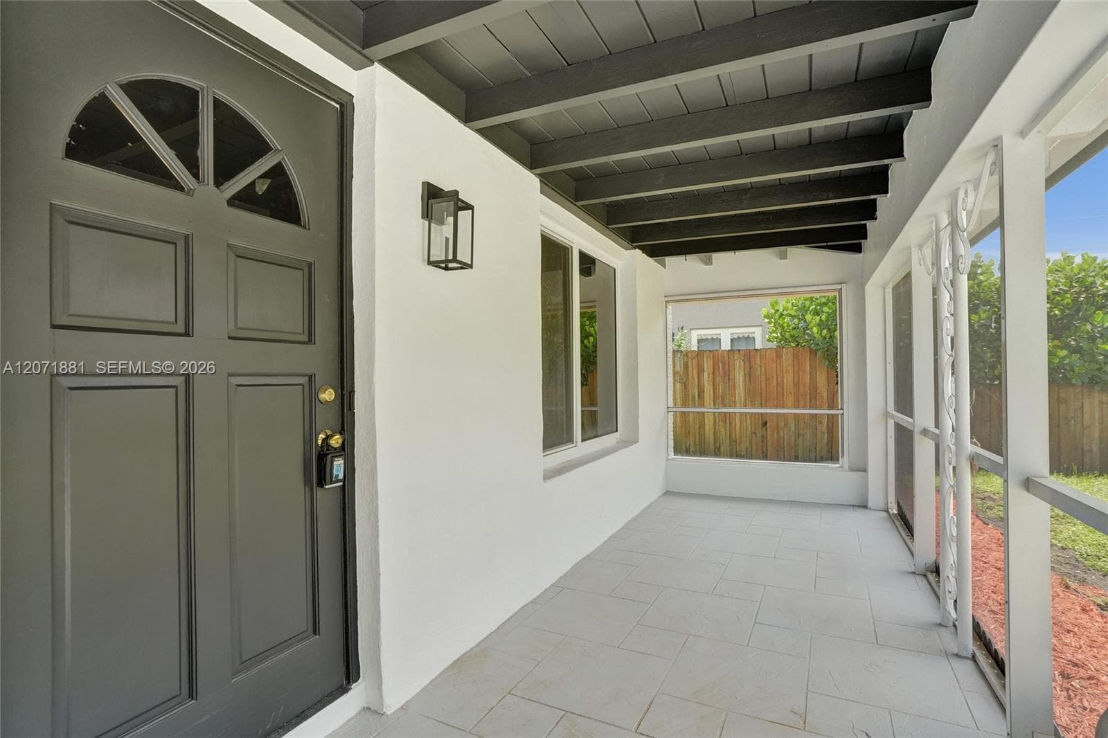 811 Finley Ct, Hollywood FL 33020 photo 3