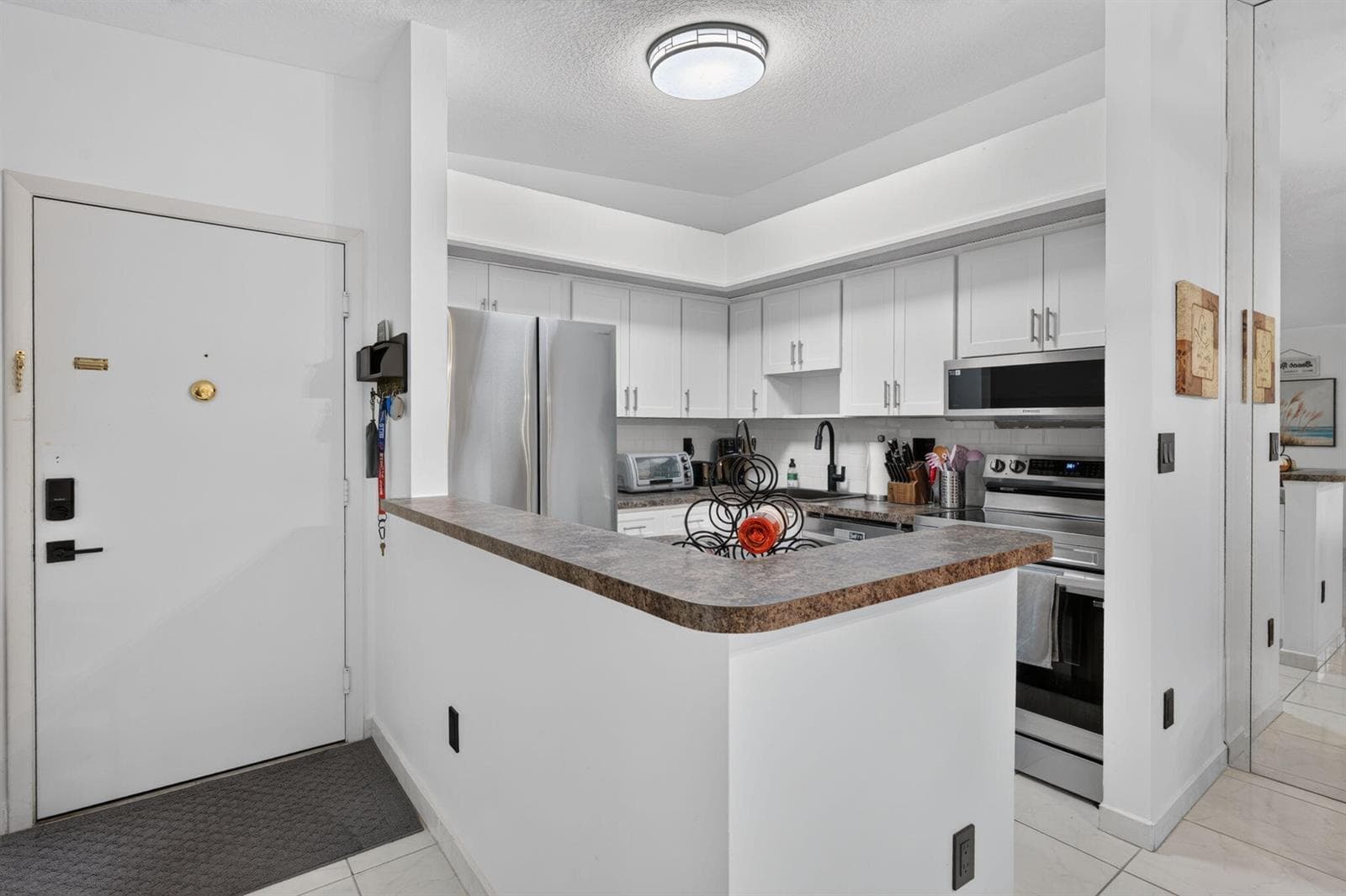 9474 S BELFORT Circle # 206, Tamarac FL 33321 photo 4