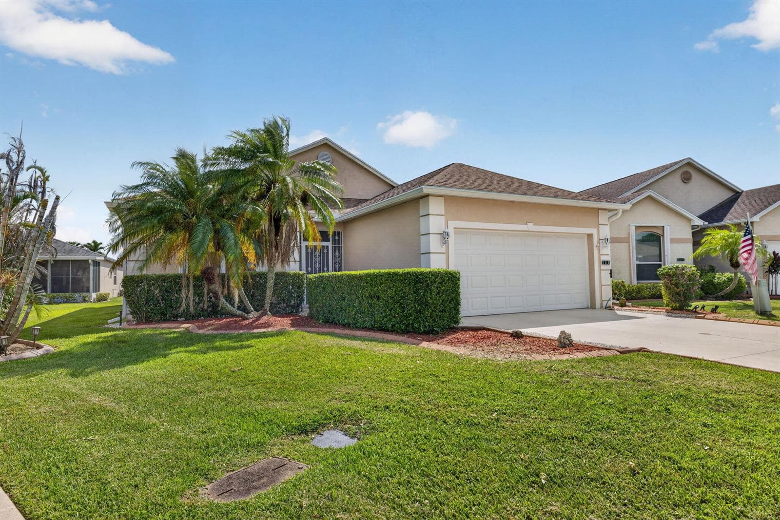521 NW Galatone Court, Port St. Lucie FL 34986 photo 2