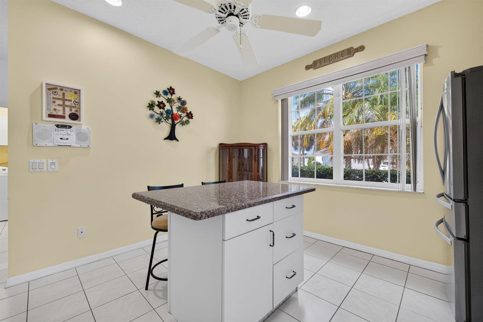 521 NW Galatone Court, Port St. Lucie FL 34986 photo 5