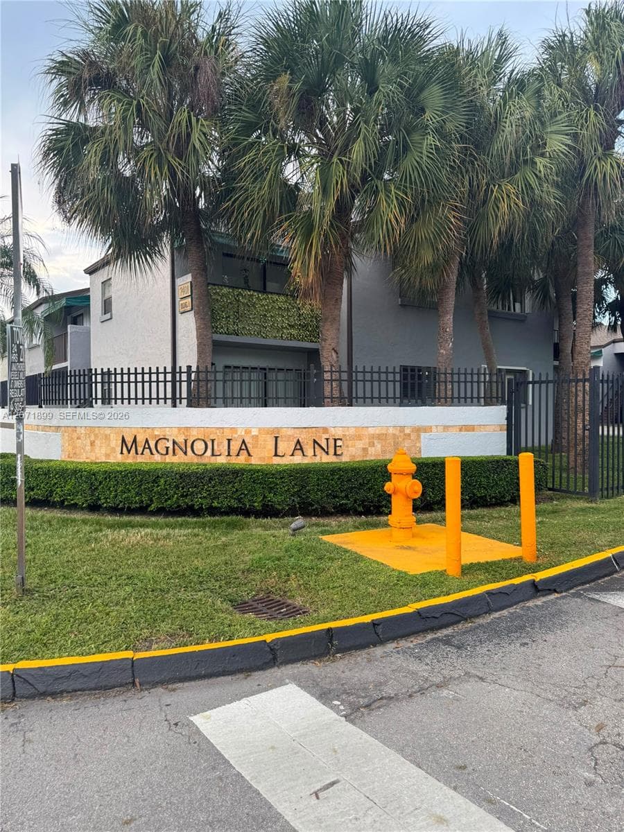 7401 SW 152nd Ave # 105-1, Miami, FL 33193