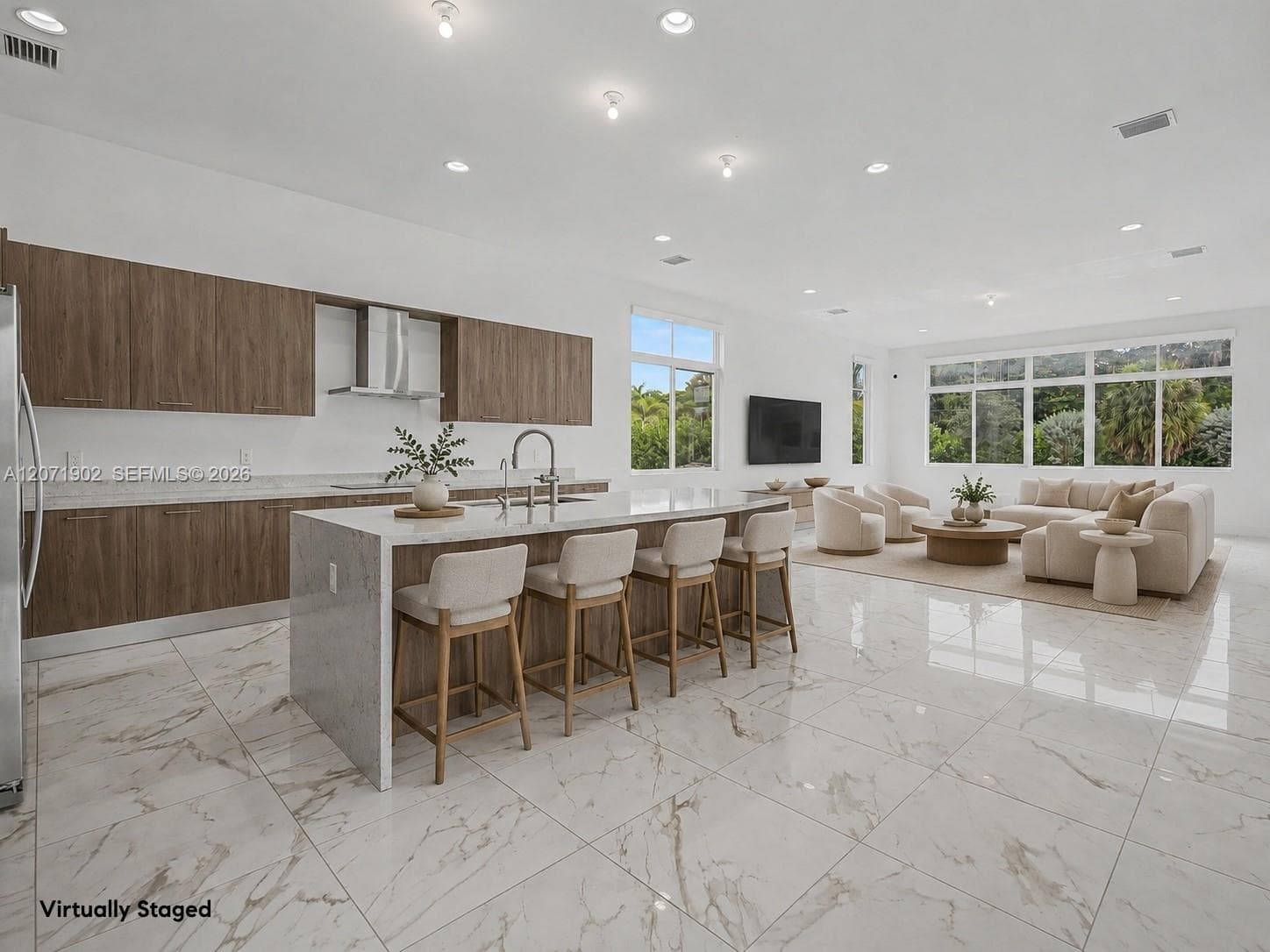 2440 SW 122nd Ter, Davie FL 33325 photo 4