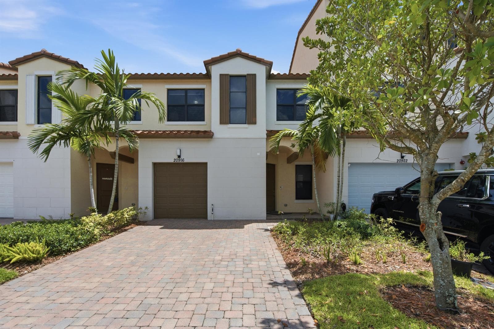 20916 NW 1ST Drive, Pembroke Pines FL 33029