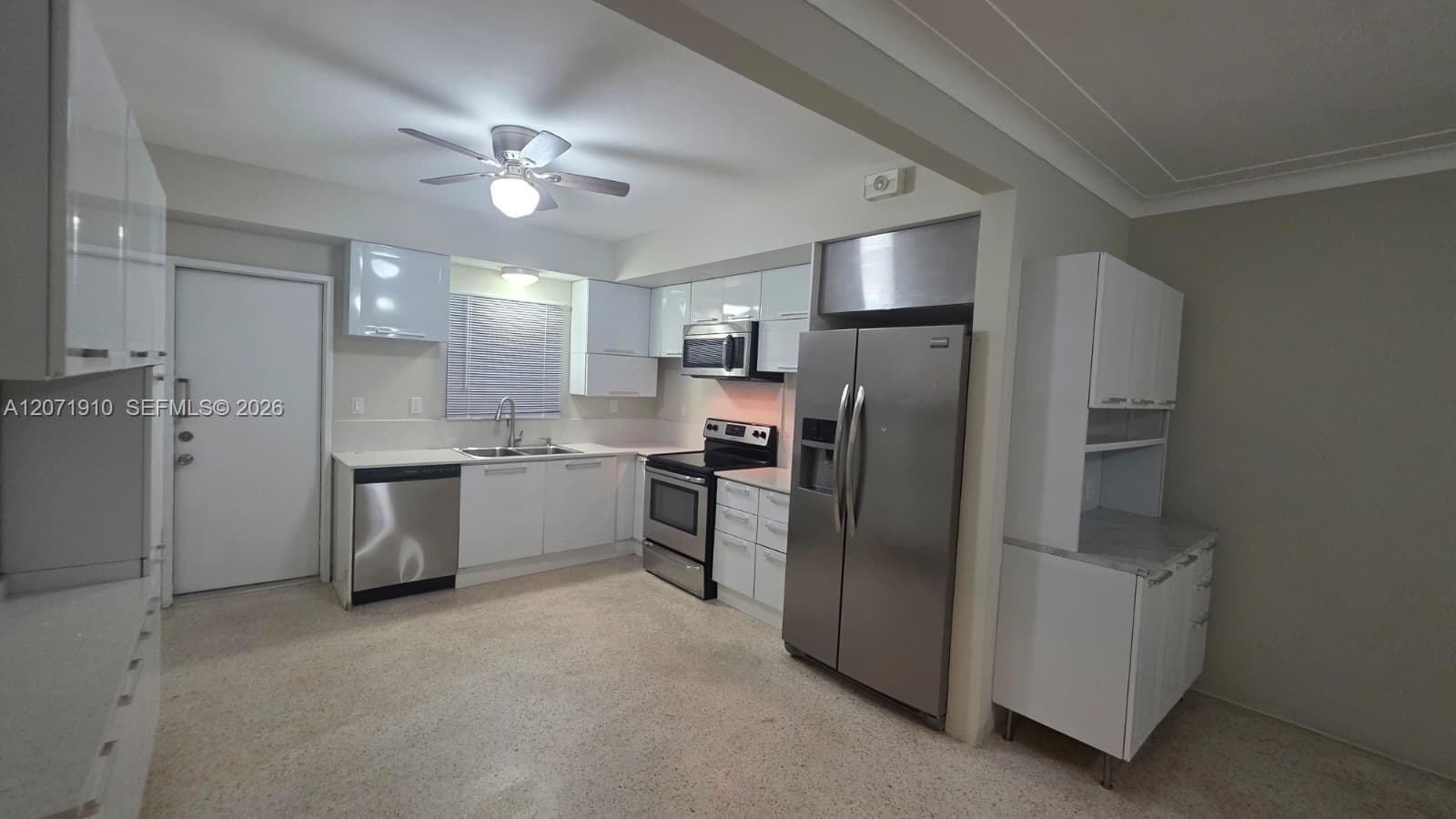 260 SW 31st Ct # 260, Miami FL 33135 photo 4