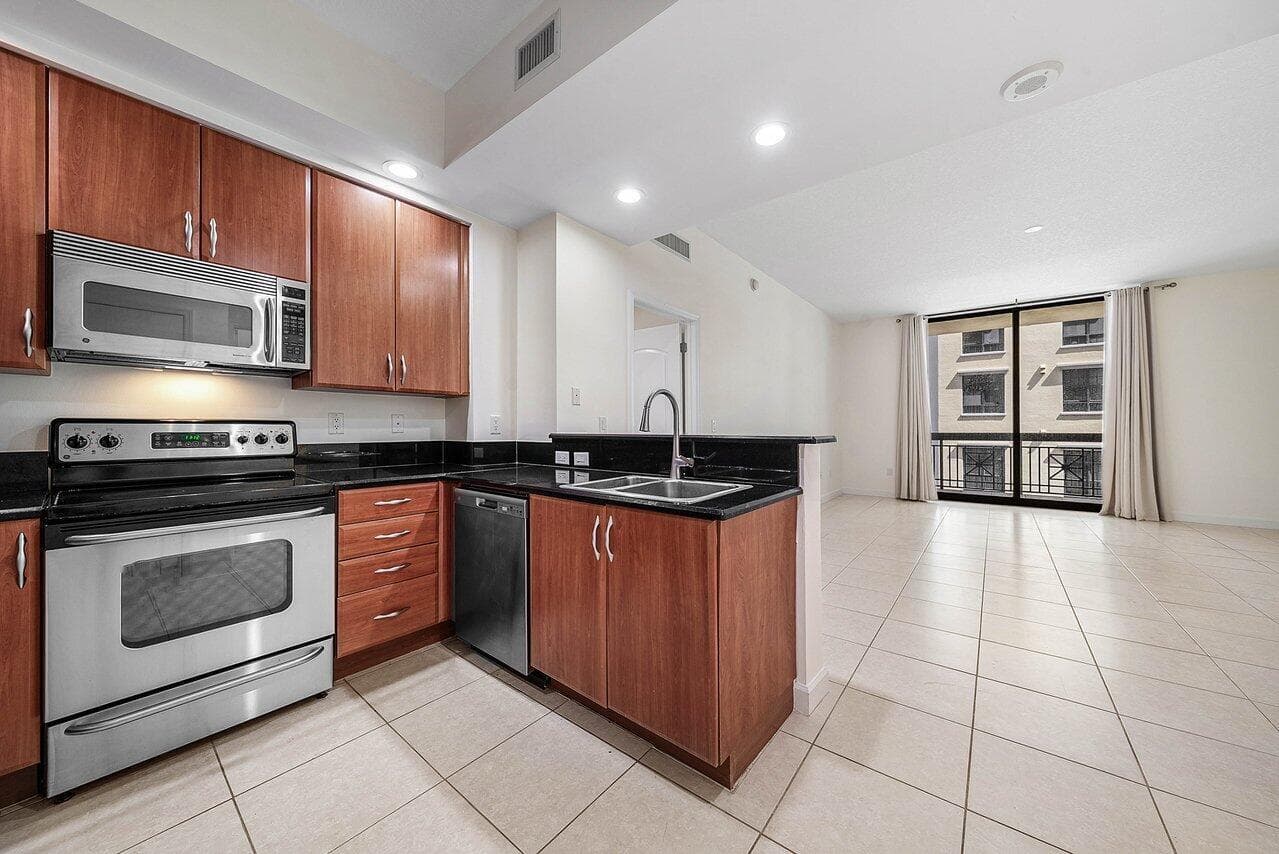 801 S Olive Avenue # 715, West Palm Beach FL 33401 photo 3