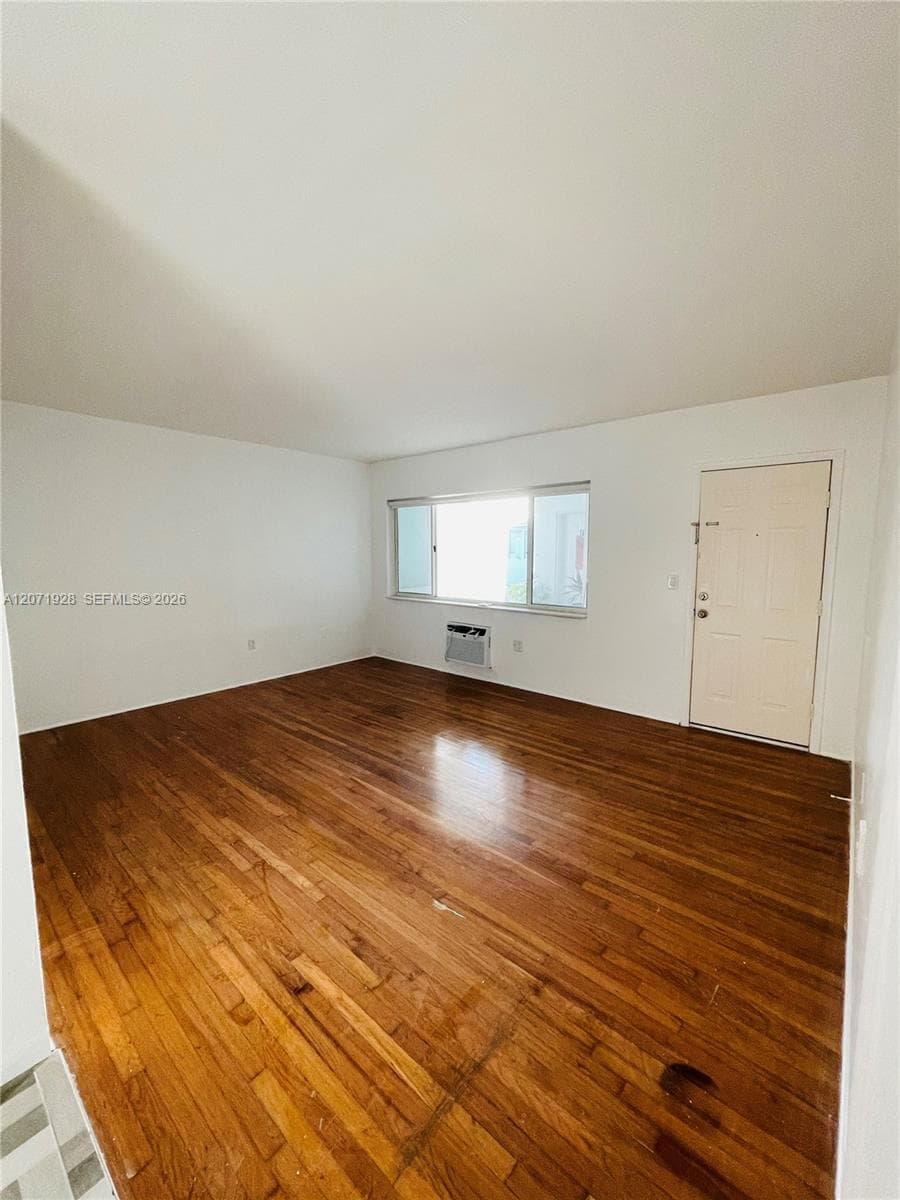 1840 S Treasure Dr # 15, North Bay Village FL 33141 photo 4