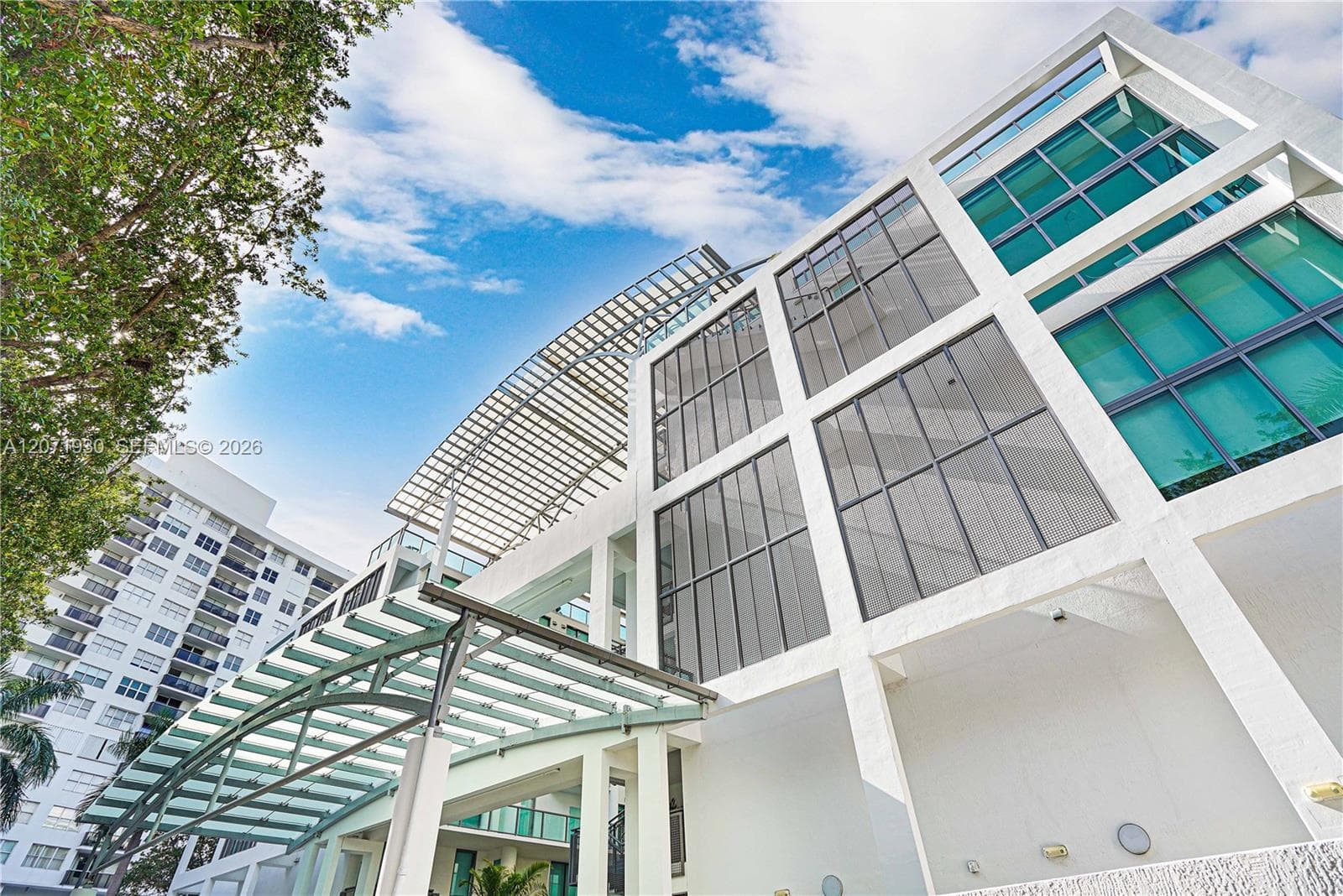 6000 Collins Ave # 336, Miami Beach FL 33140 photo 2