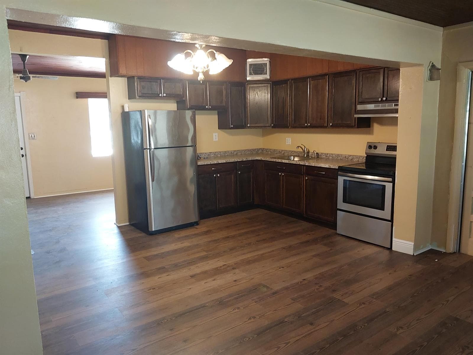 201 OSCEOLA Avenue, Fort Pierce FL 34982 photo 2