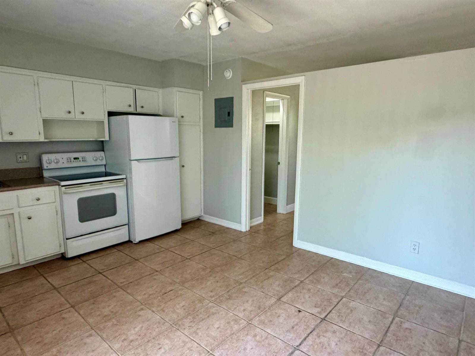3041 NE 20th Terrace, Fort Lauderdale, FL 33306 photo 4