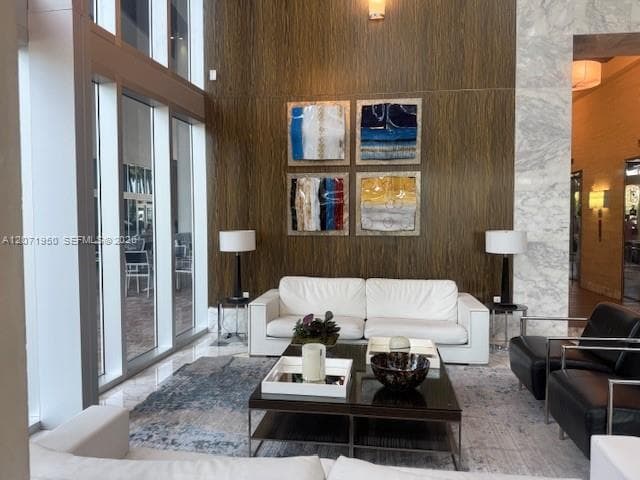 185 SW 7th St # 3803, Miami FL 33130 photo 3