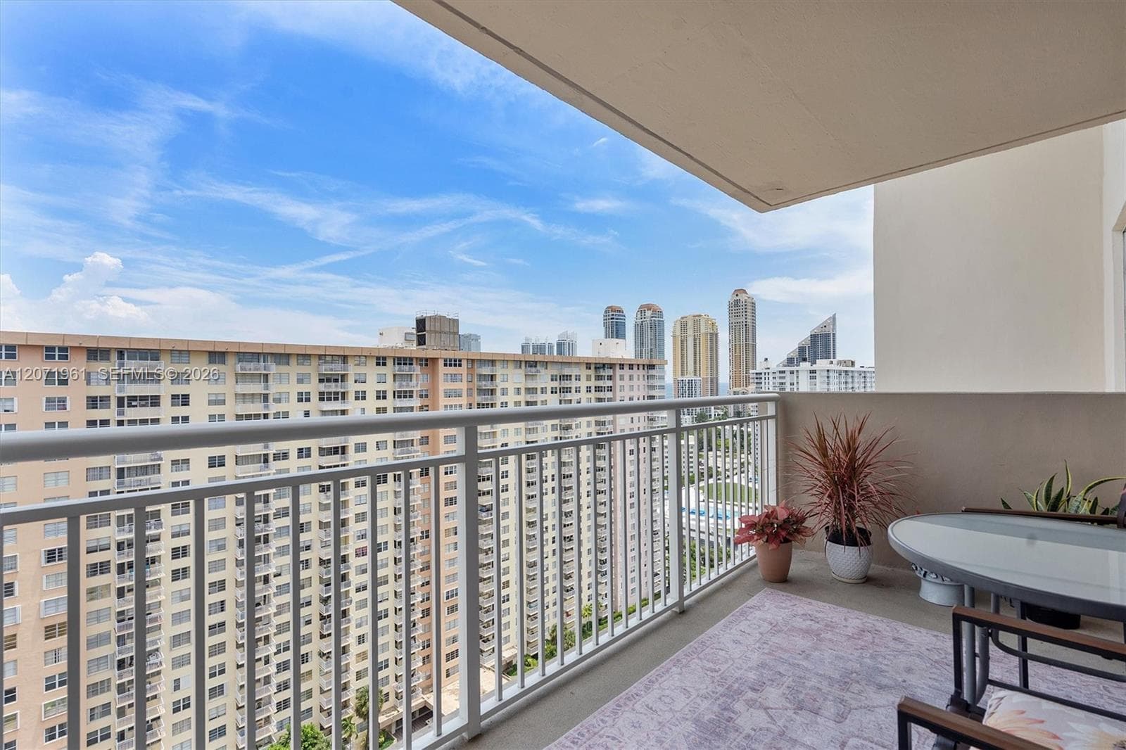 250 174th St # 2211, Sunny Isles Beach FL 33160