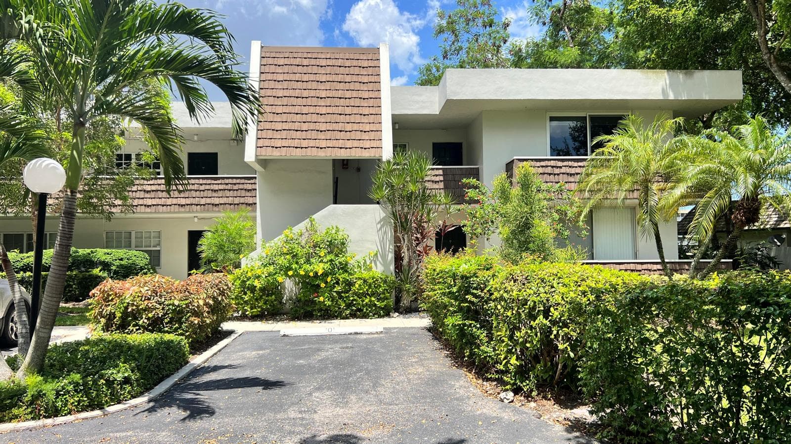4017 N CYPRESS Drive # 101, Pompano Beach, FL 33069