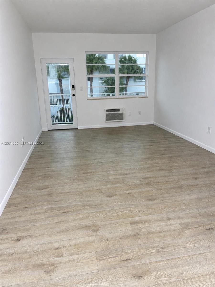 620 76th St # 10, Miami Beach FL 33141 photo 3