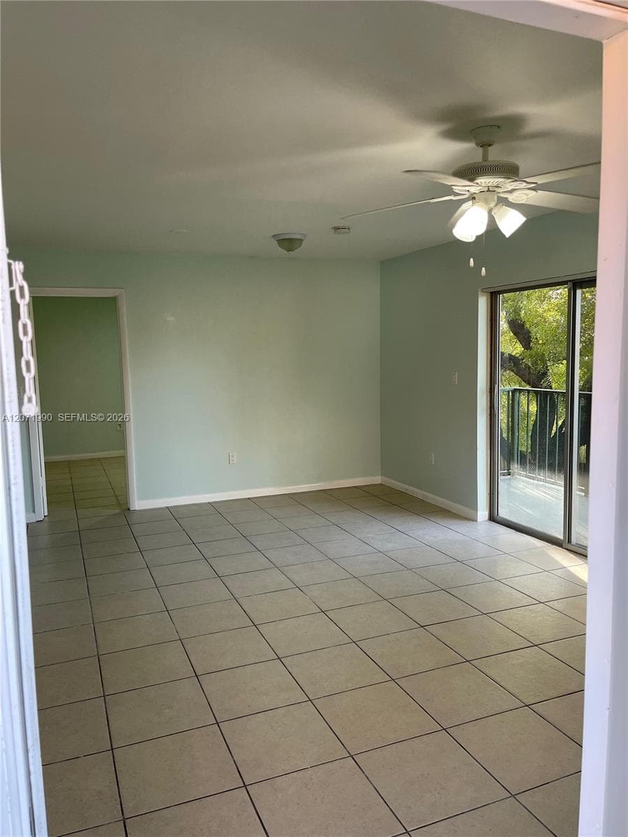 6821 SW 129th Ave # 7, Miami, FL 33183 photo 2