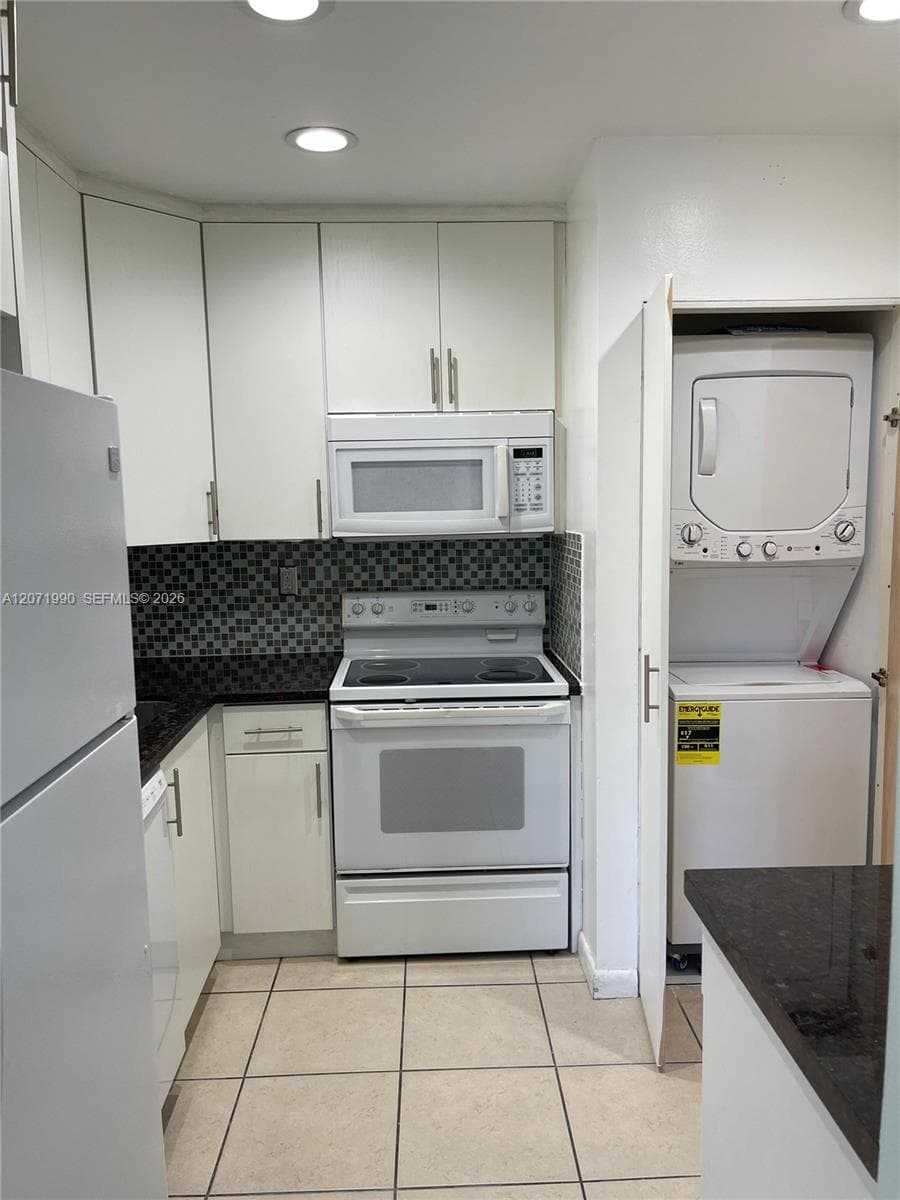 6821 SW 129th Ave # 7, Miami, FL 33183 photo 3