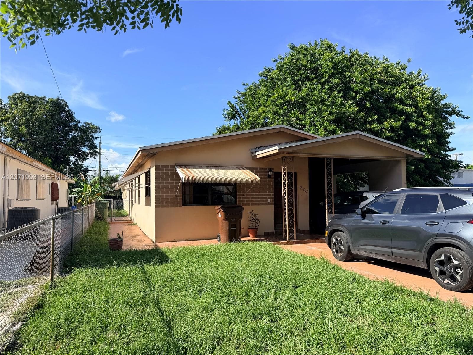 733 E 26th St, Hialeah FL 33013