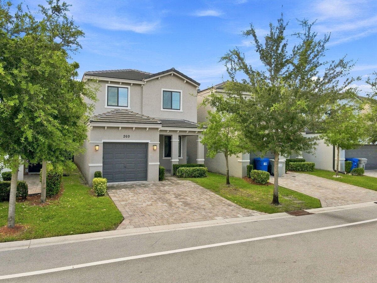 269 NW 36th Avenue, Pompano Beach FL 33069 photo 2