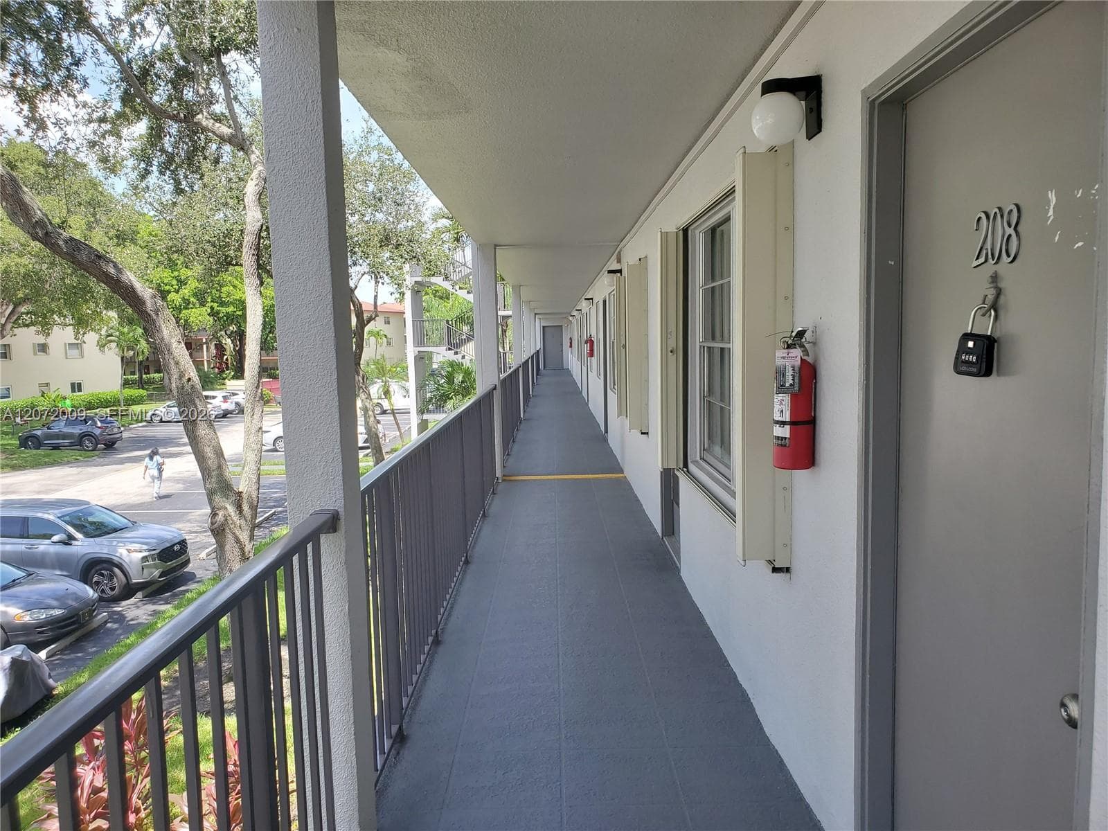 251 SW 132nd Way # 208H, Pembroke Pines FL 33027 photo 3