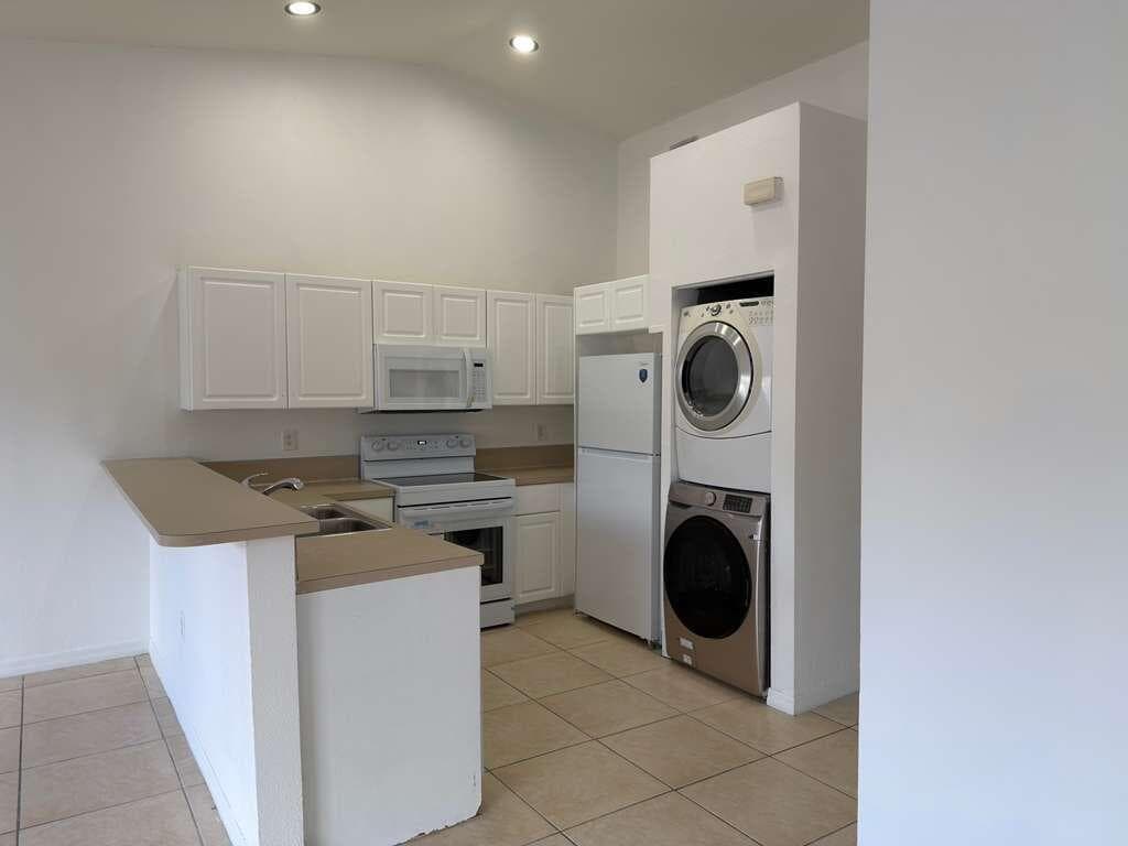 3842 SW 48TH Avenue, Hollywood FL 33023 photo 4