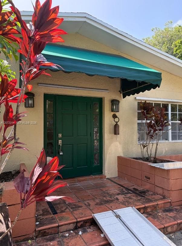 15190 Old Cutler Rd, Palmetto Bay FL 33158