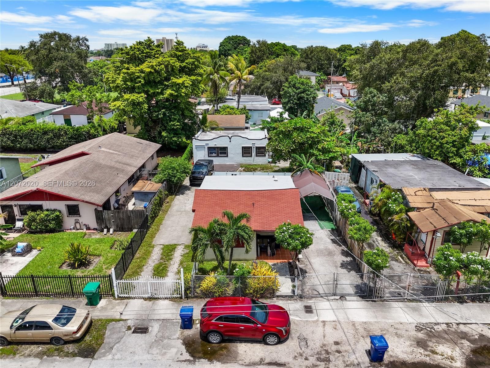 2151 NW 42nd St, Miami FL 33142 photo 2