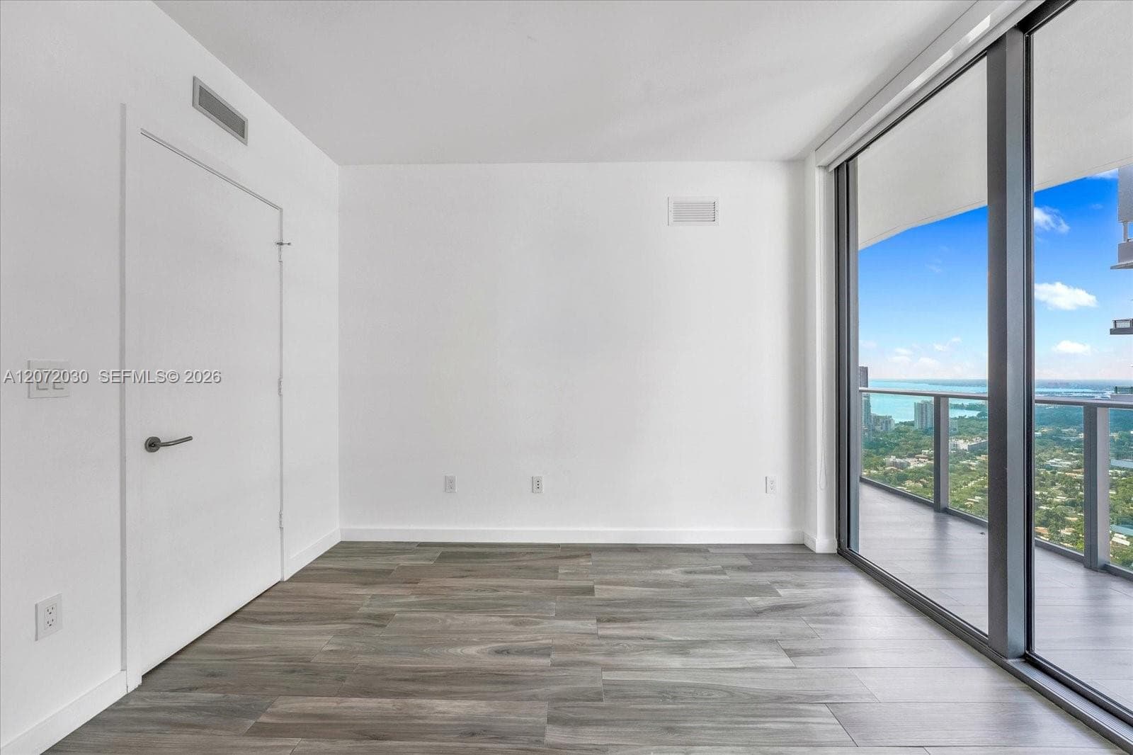 1300 S Miami Ave # 4807, Miami FL 33130 photo 5